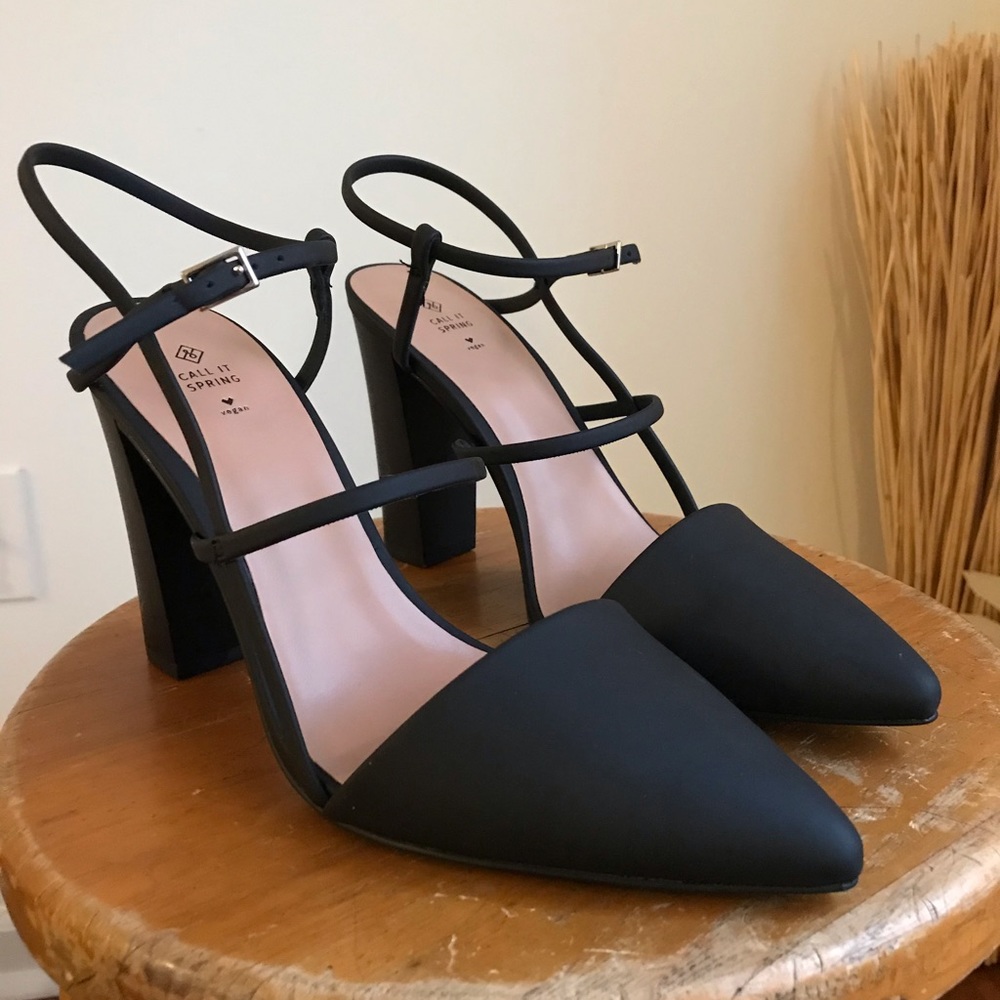 Black Pointed Toe Heels
